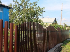 Забор из евроштакетника с утрамбовкой щебнем 48 метров фото в Троицке